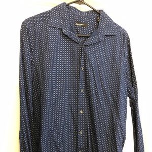 Slim fit blue dress shirt